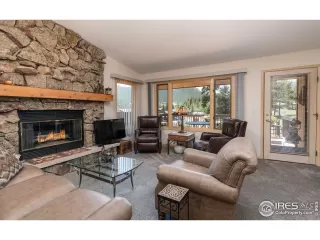 Photo #2: 916939 Listing