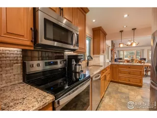 Photo #3: 916939 Listing