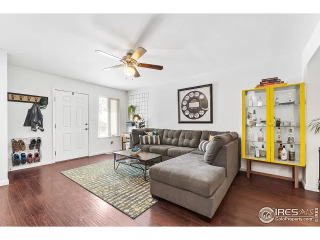 MLS: 916994 Condo For Sale