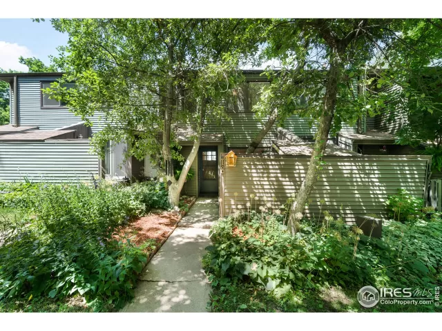 MLS: 917043 Condo For Sale