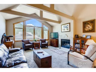 Photo #1: 917086 Listing