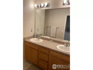 Photo #6: 917133 Listing