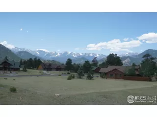 Photo #4: 917173 Listing