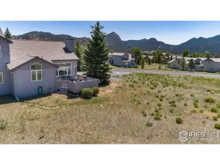 Photo #5: 917173 Listing