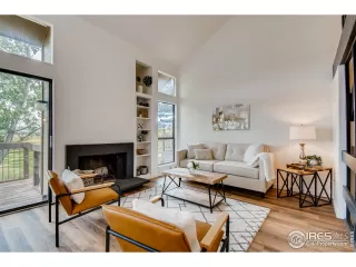 Photo #2: 917200 Listing