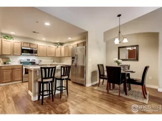 Photo #4: 917365 Listing