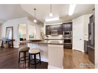 Photo #5: 917371 Listing 
