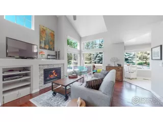 Photo #4: 917394 Listing