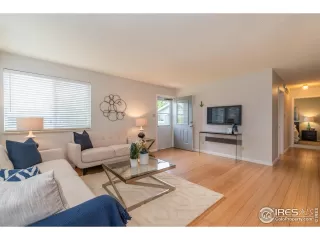 Photo #5: 917497 Listing 