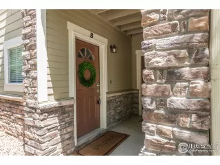 Photo #2: 917504 Listing