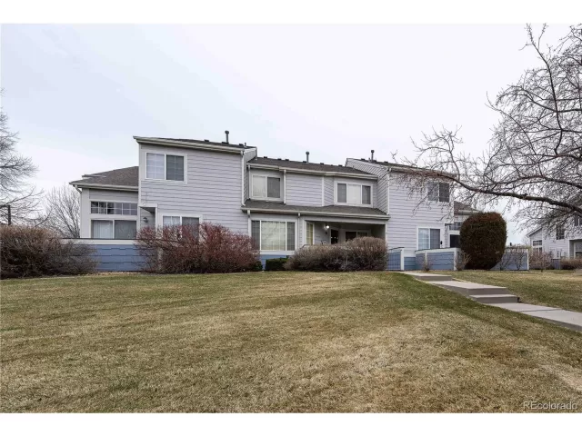 MLS: 9176589 Condo For Sale