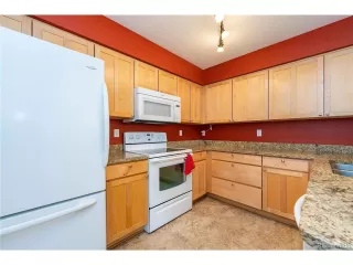 Photo #5: 9176589 Listing