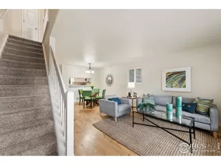 Photo #4: 917768 Listing