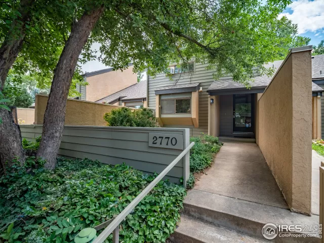 MLS: 917787 Condo For Sale