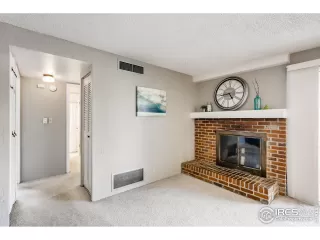 Photo #5: 917806 Listing 