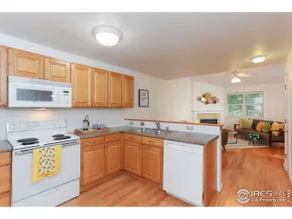 Photo #6: 917825 Listing 