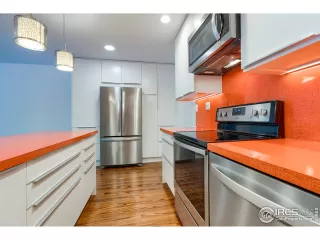 Photo #1: 917853 Listing