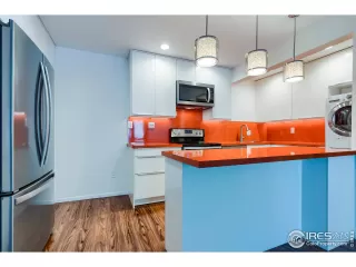 Photo #4: 917853 Listing