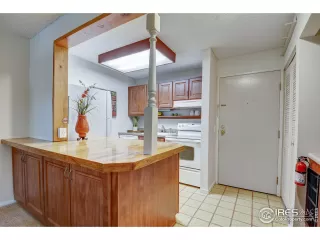 Photo #4: 917918 Listing 