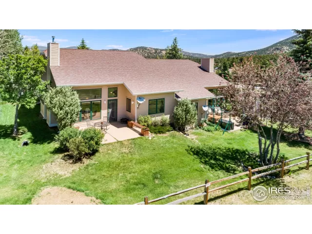 MLS: 917940 Condo For Sale