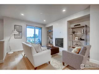 Photo #6: 918241 Listing