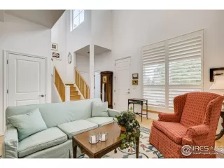 Photo #6: 918306 Listing