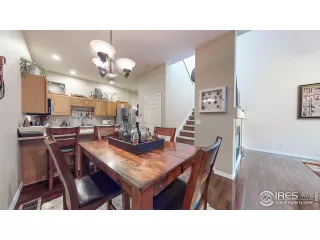 Photo #6: 918333 Listing