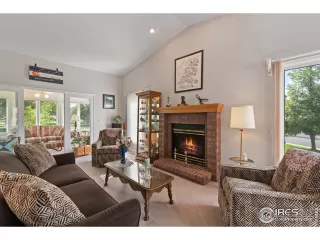 Photo #6: 918334 Listing 