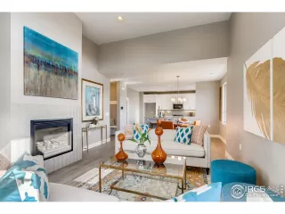 Photo #6: 918406 Listing