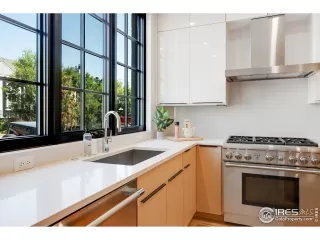 Photo #4: 918625 Listing