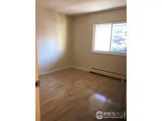 Photo #4: 918683 Listing 
