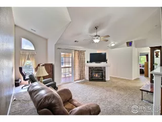 Photo #4: 918687 Listing