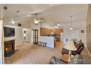 Photo #5: 918687 Listing