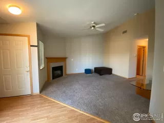 Photo #4: 918693 Listing