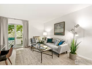 Photo #2: 918694 Listing