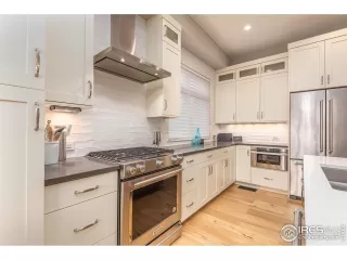 Photo #4: 918741 Listing