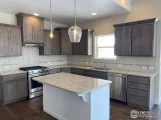 Photo #2: 918750 Listing