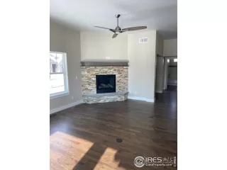 Photo #4: 918750 Listing