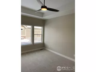 Photo #6: 918750 Listing