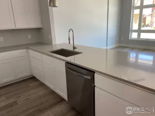 Photo #2: 918790 Listing 