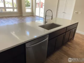 Photo #2: 918794 Listing