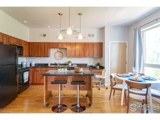 Photo #2: 918811 Listing