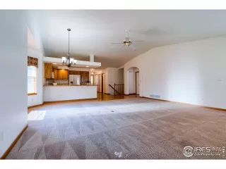 Photo #2: 918876 Listing