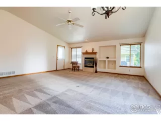 Photo #5: 918876 Listing