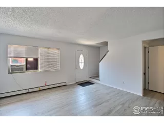 Photo #4: 918908 Listing