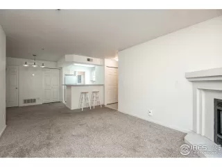 Photo #5: 918951 Listing