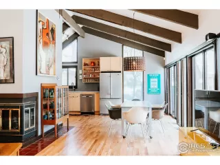 Photo #6: 918993 Listing