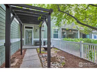 Photo #3: 919002 Listing