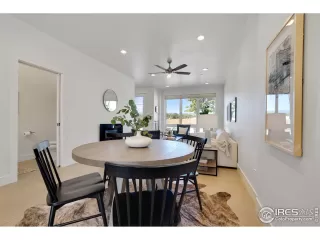 Photo #6: 919032 Listing