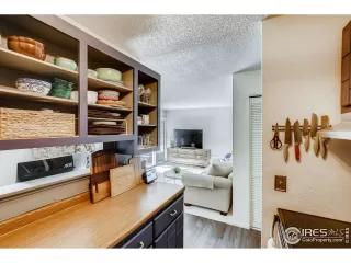 Photo #6: 919081 Listing